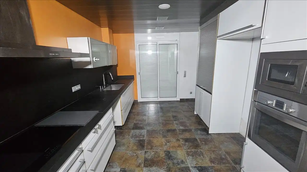 Cocina de Apartamento en venta en Lloret de Mar con Aire acondicionado, Calefacción y Jardín privado