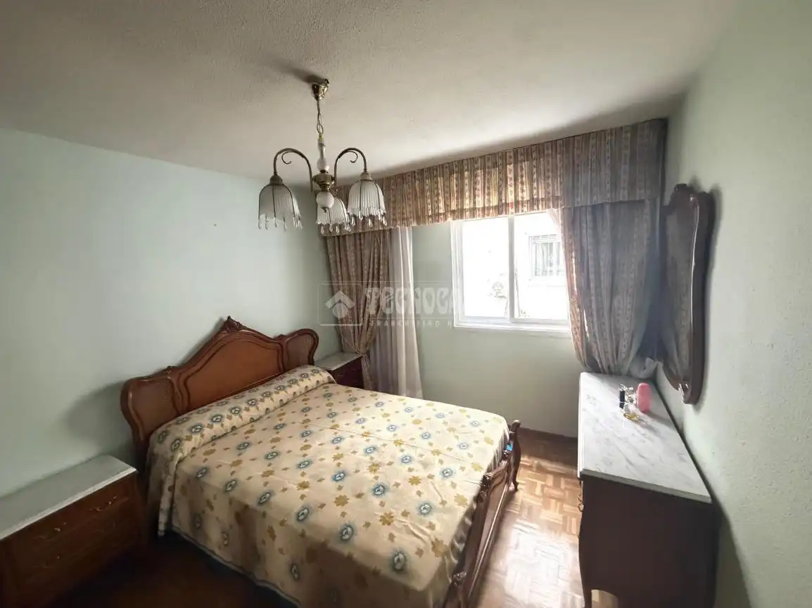 Bedroom of Flat for sale in Madrid  with Heating