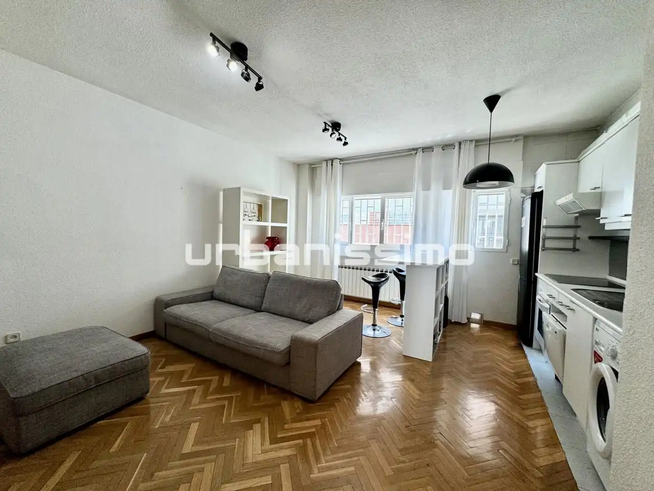 Apartament de lloguer a Esperanza Sánchez Carrascosa, Valdeacederas