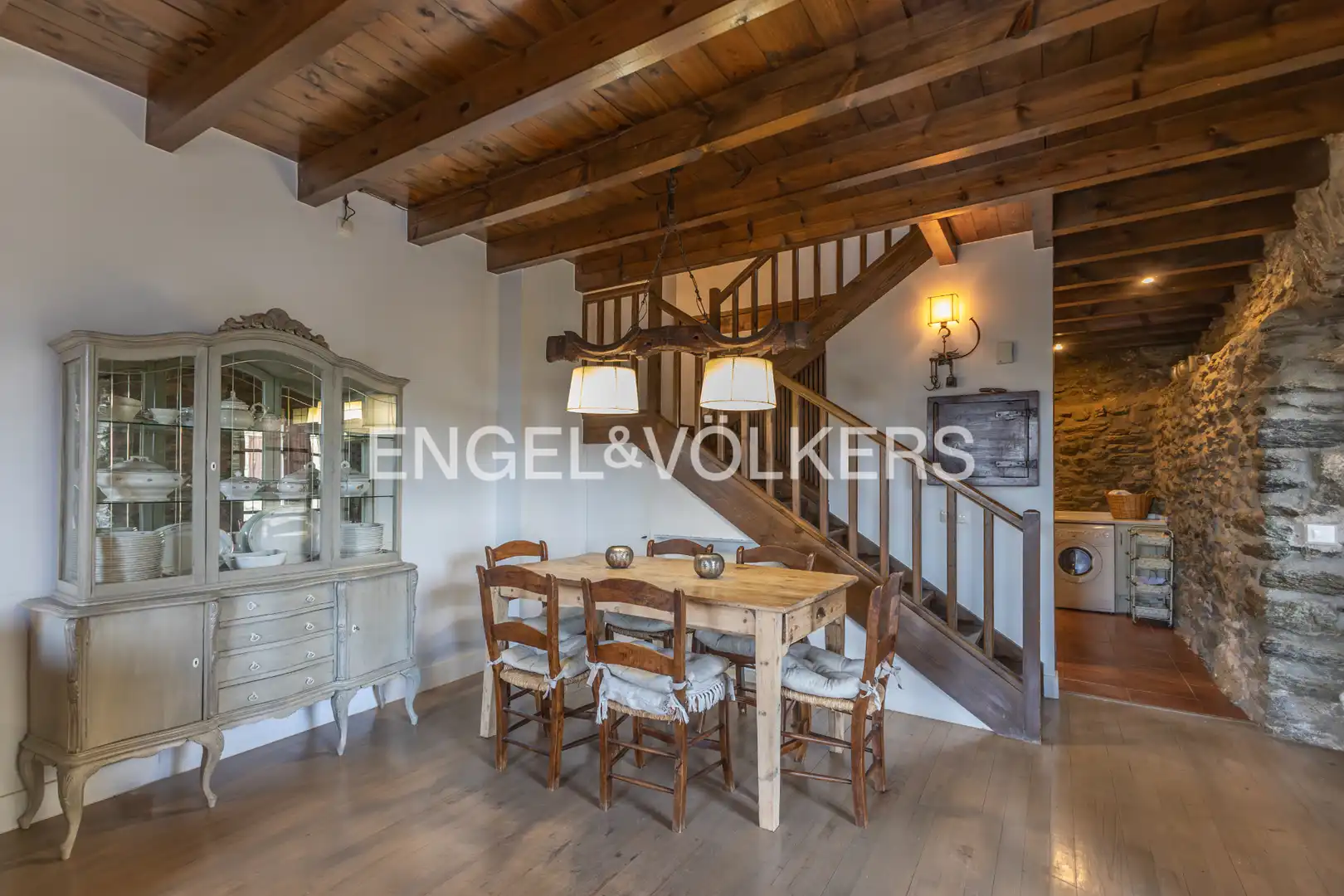 Comedor de Casa adosada en venta en Fontanals de Cerdanya con Calefacción, Parquet y Terraza