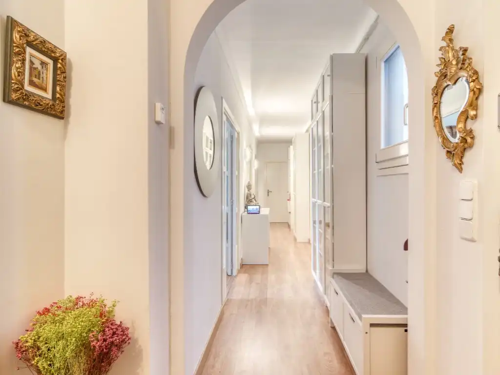 Flat for sale in Figueres  with Air Conditioner