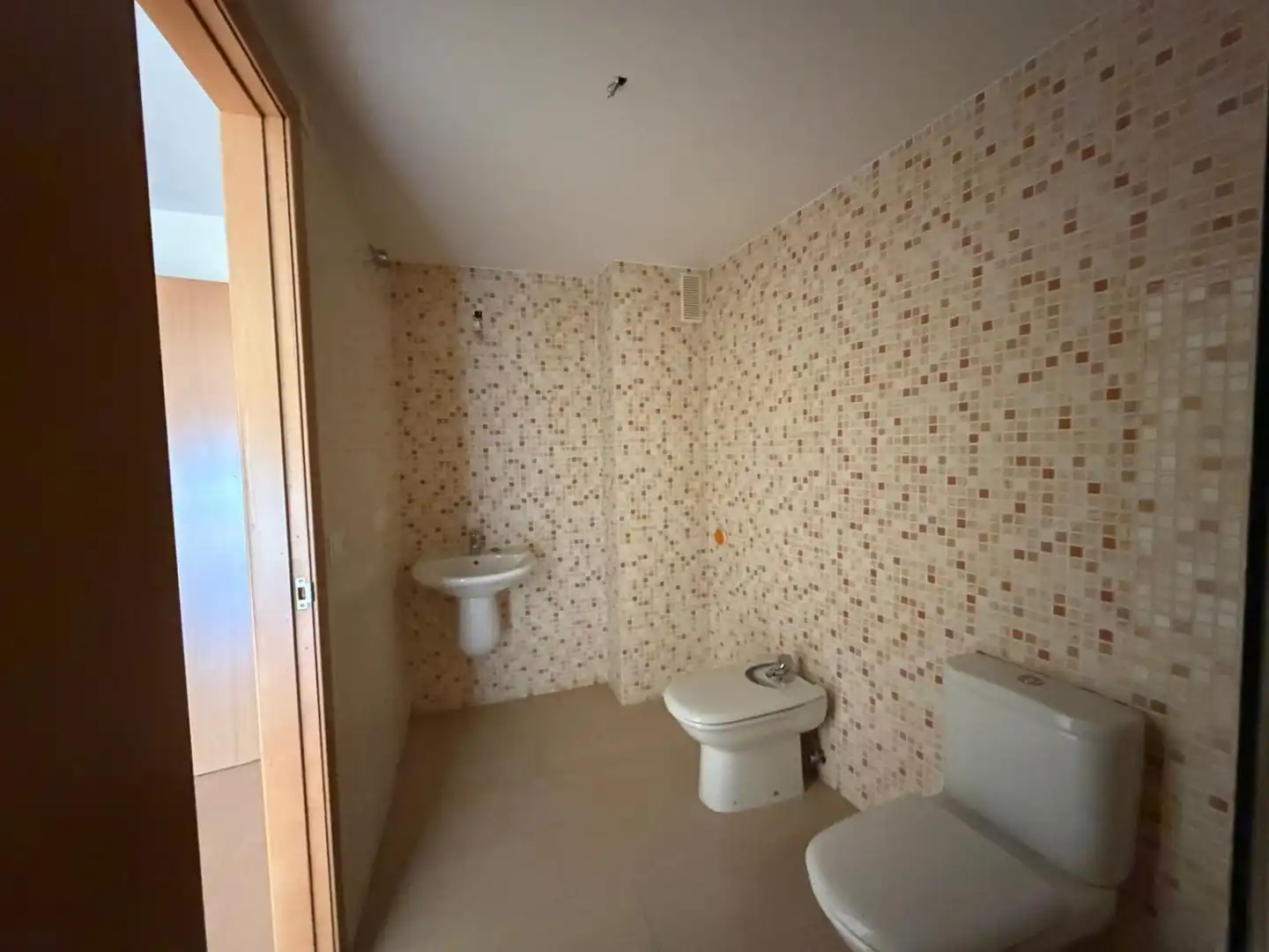 Bathroom of Flat for sale in Cabanes  with Air Conditioner, Terrace and Balcony