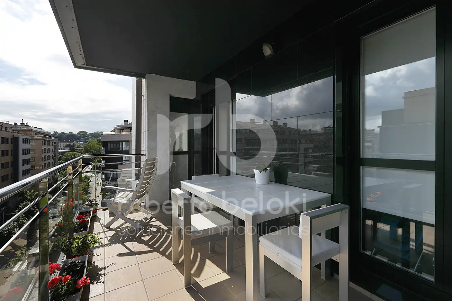 Terraza de Piso en venta en Donostia - San Sebastián  con Calefacción, Terraza y Balcón