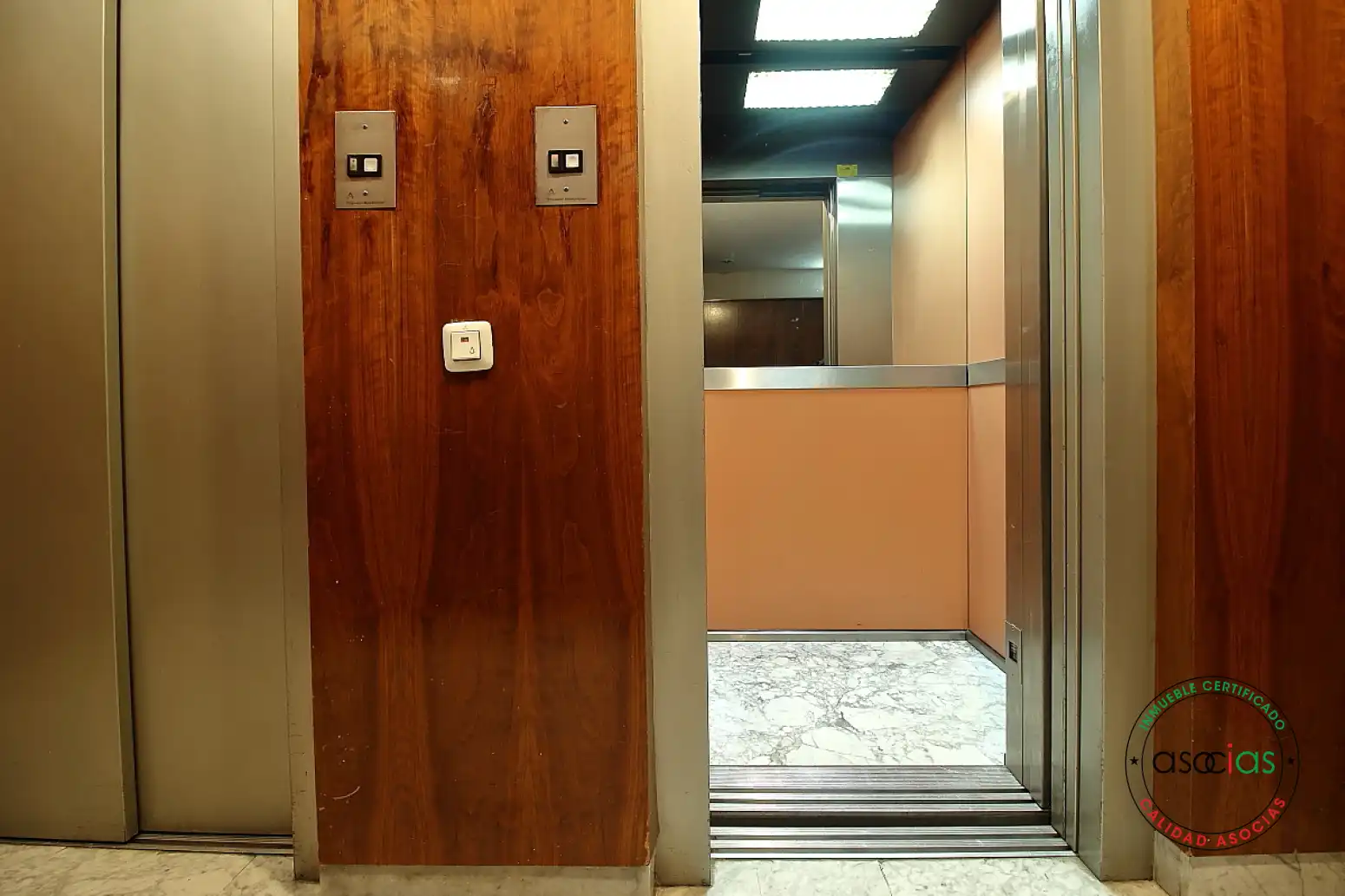 Pis en venda en Gijón  amb Calefacció, Parquet i Terrassa