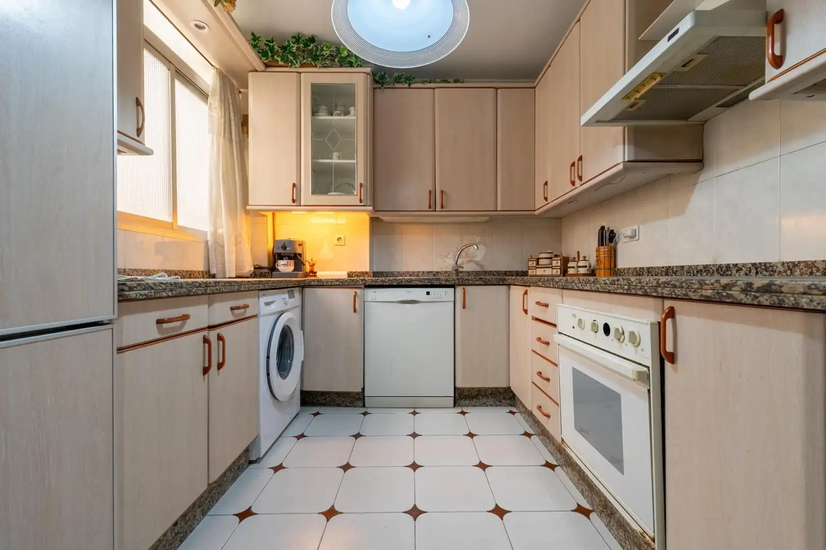Apartament amb ascensor en venda a Marbella Centro, imagen 12