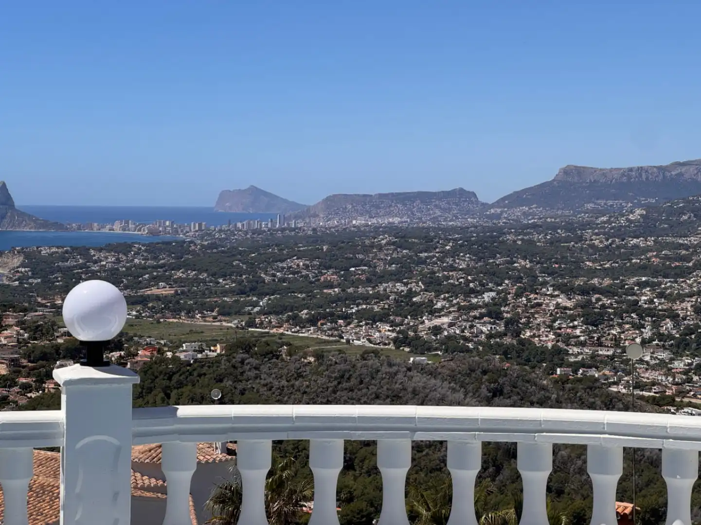 Villa mit Pool zum Verkauf in Cumbre del Sol, imagen 3