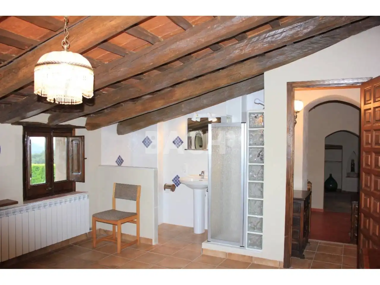 Badezimmer von Country house zur Miete in Olost, Barcelona