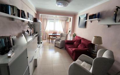 Living room of Duplex for sale in  Cádiz Capital  with Air Conditioner, Terrace and Balcony