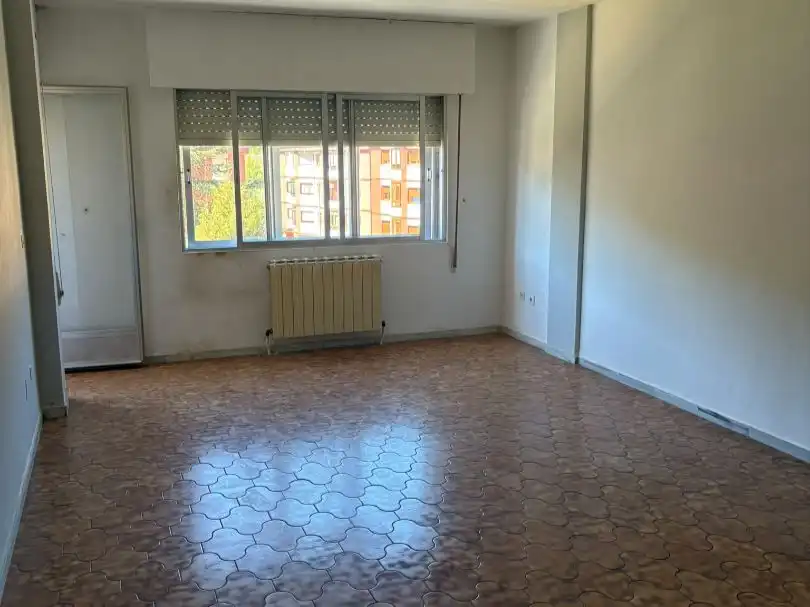 Bedroom of Flat for sale in Cistierna  with Heating, Terrace and Balcony