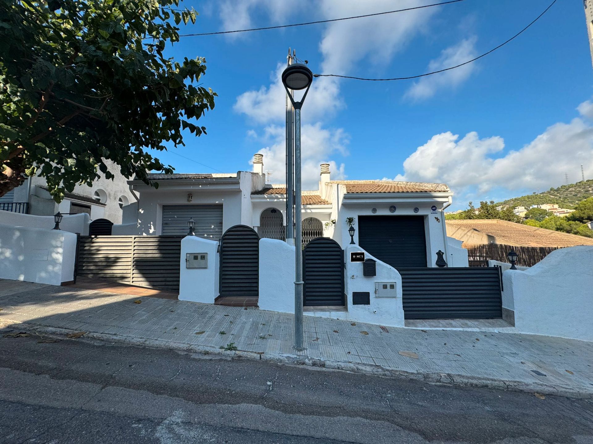 Exterior view of Single-family semi-detached for sale in Calafell  with Private garden, Terrace and Balcony