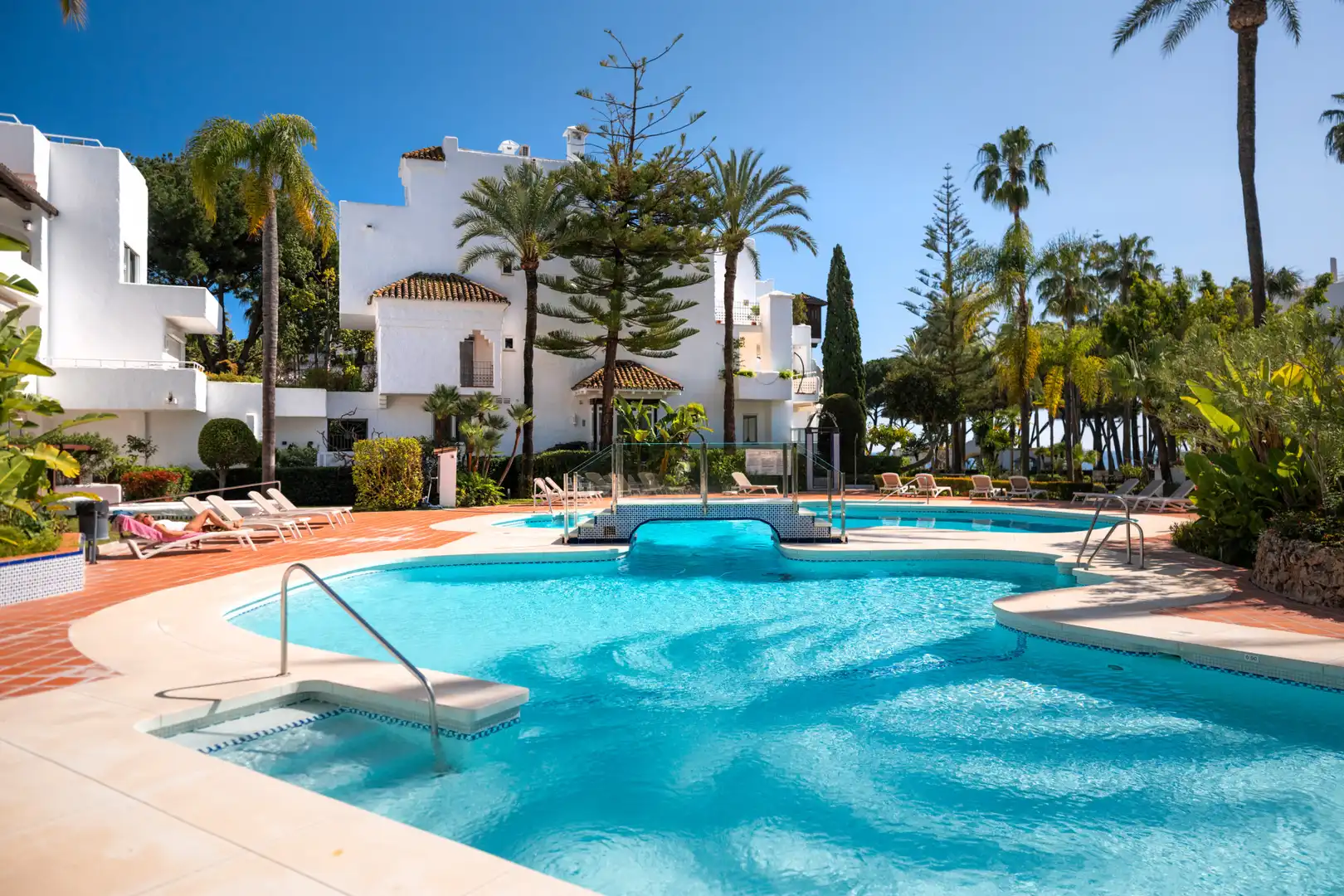 Garden of Attic for sale in Marbella  with Air Conditioner, Heating and Terrace