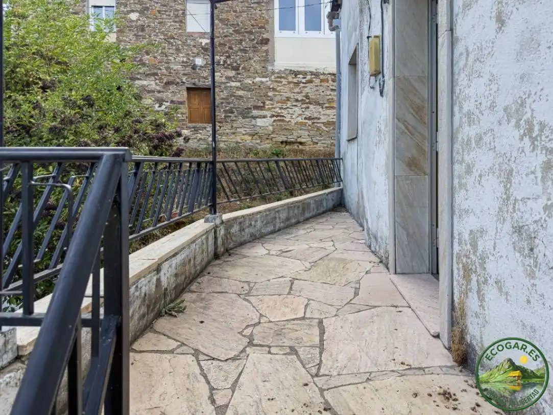 Houses for sale in Moldes, Barjas