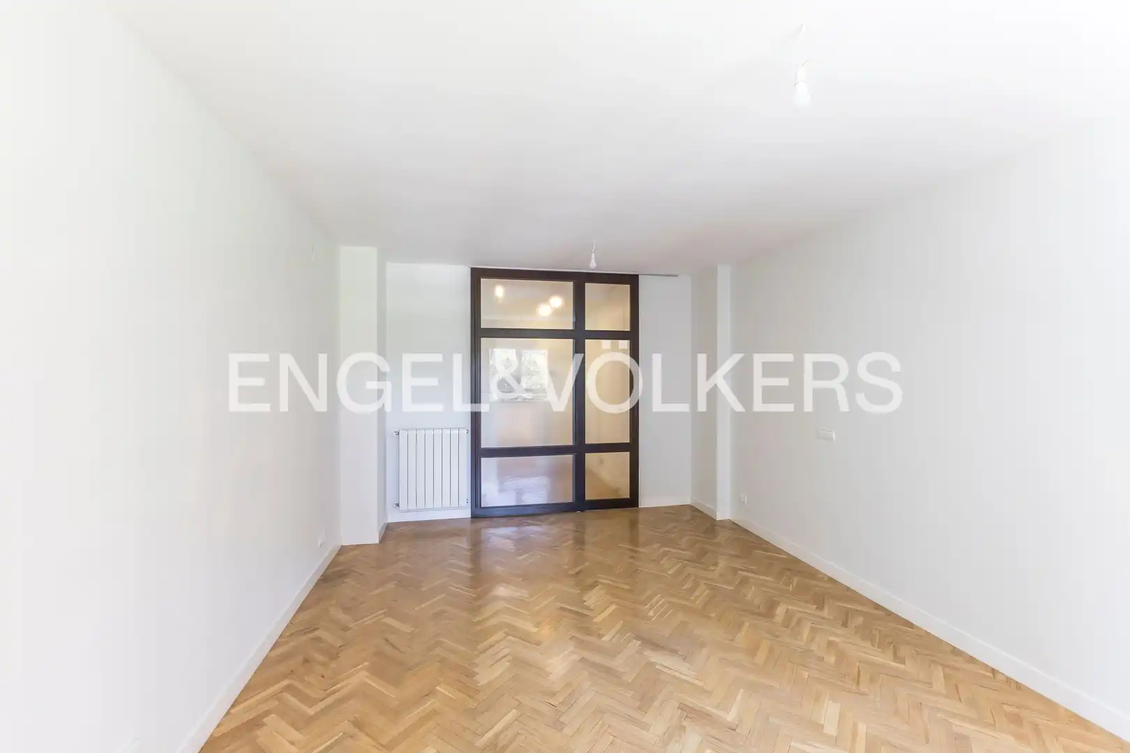 Sala de estar de Piso de alquiler en Madrid con Aire acondicionado, Calefacción y Jardín privado
