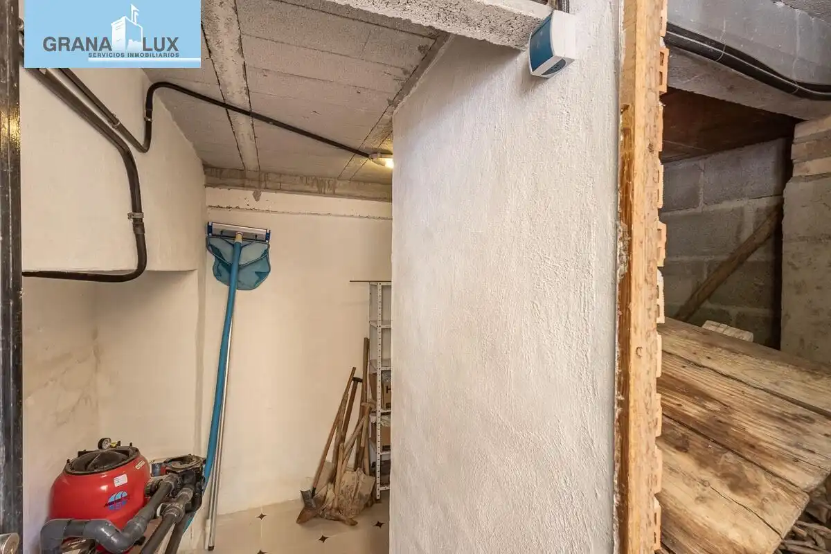 Chalet con terraza en venta en Calle de la Reina Mora, imagen 14