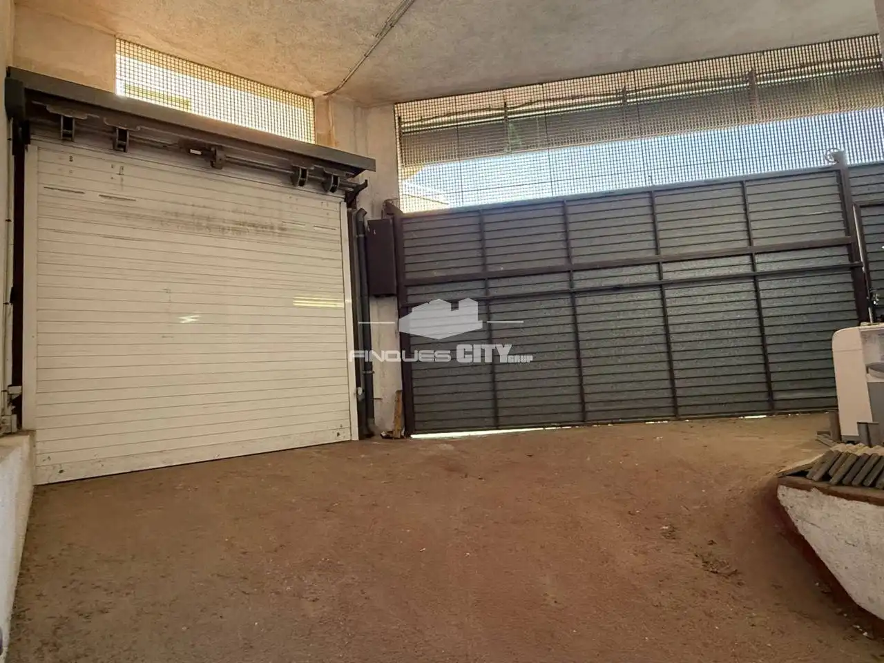 Local comercial de lloguer a Calle Llevant 4, imagen 5