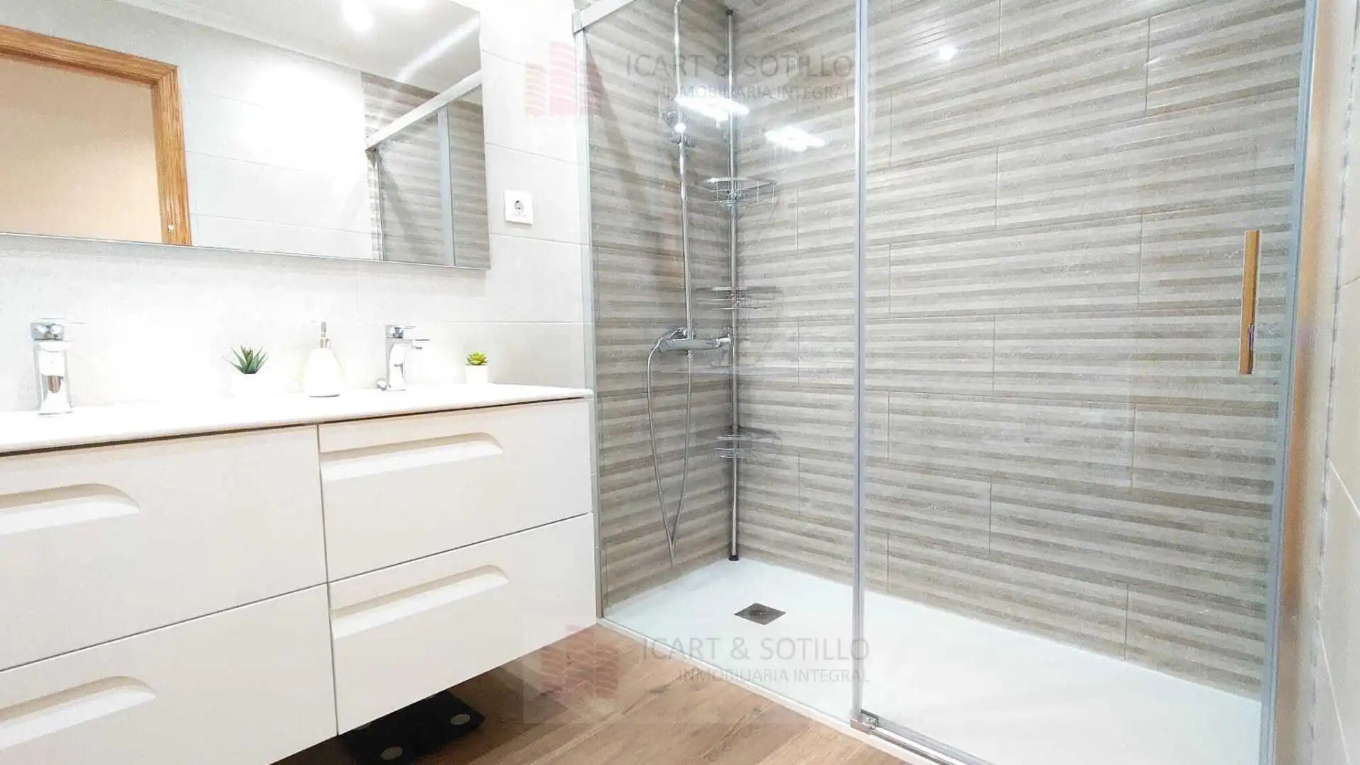 Appartamento con terrazza in vendita a Casco Urbano, imagen 32