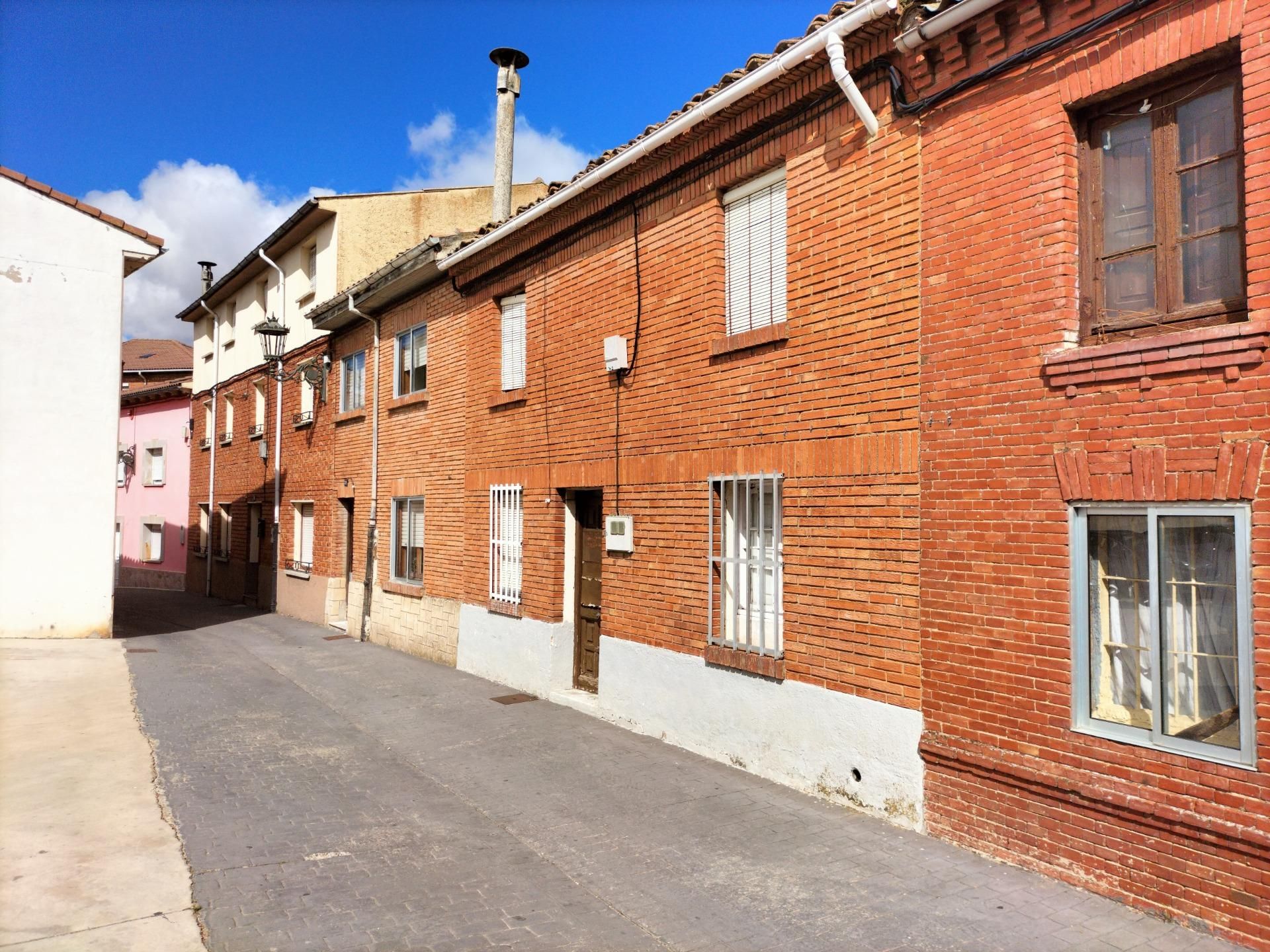 Exterior view of Country house for sale in Herrera de Pisuerga  with Private garden