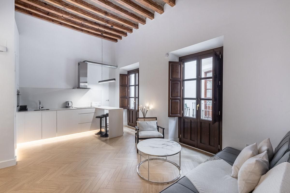 Living room of Flat for sale in  Granada Capital  with Heating