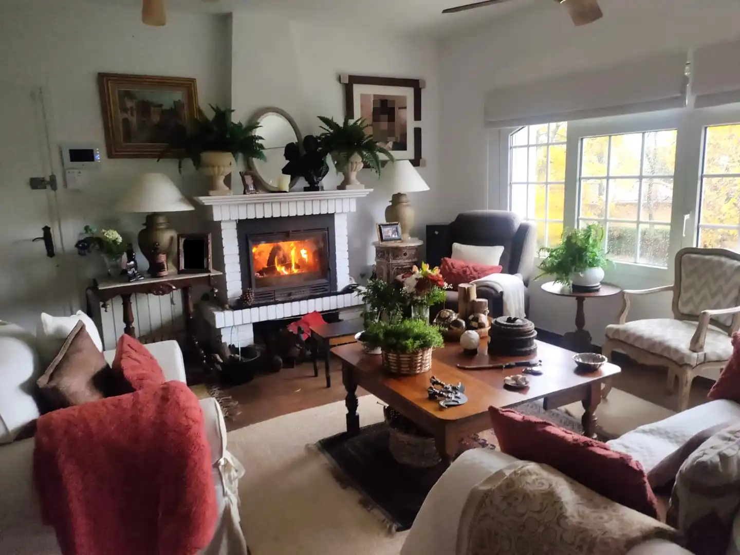 Sala de estar de Casa o chalet en venta en Santa María de la Alameda con Calefacción, Jardín privado y Amueblado