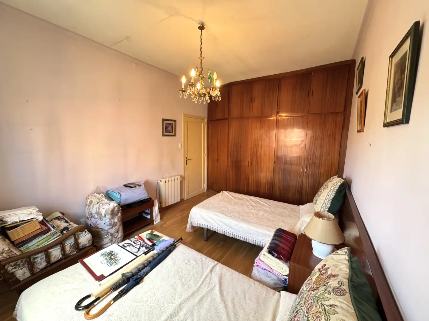 Bedroom of Flat for sale in Barcelona  with Air Conditioner, Heating and Parquet flooring