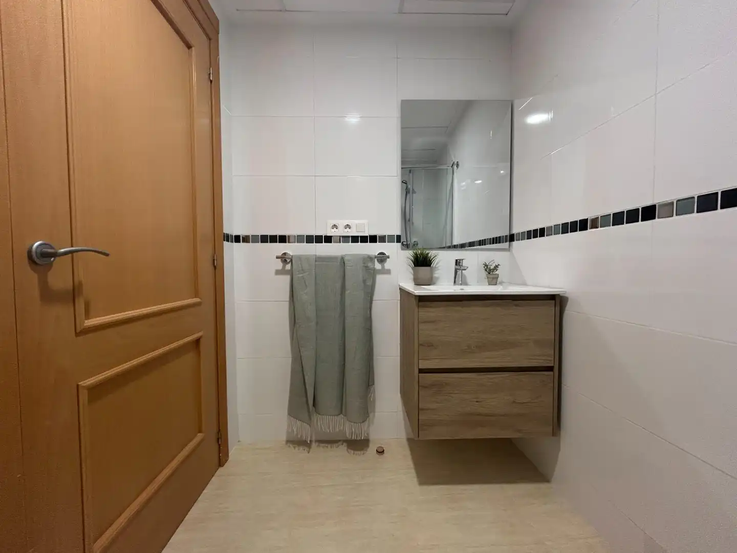 Badezimmer von Wohnungen zur Miete in Burriana / Borriana mit Klimaanlage und Heizung
