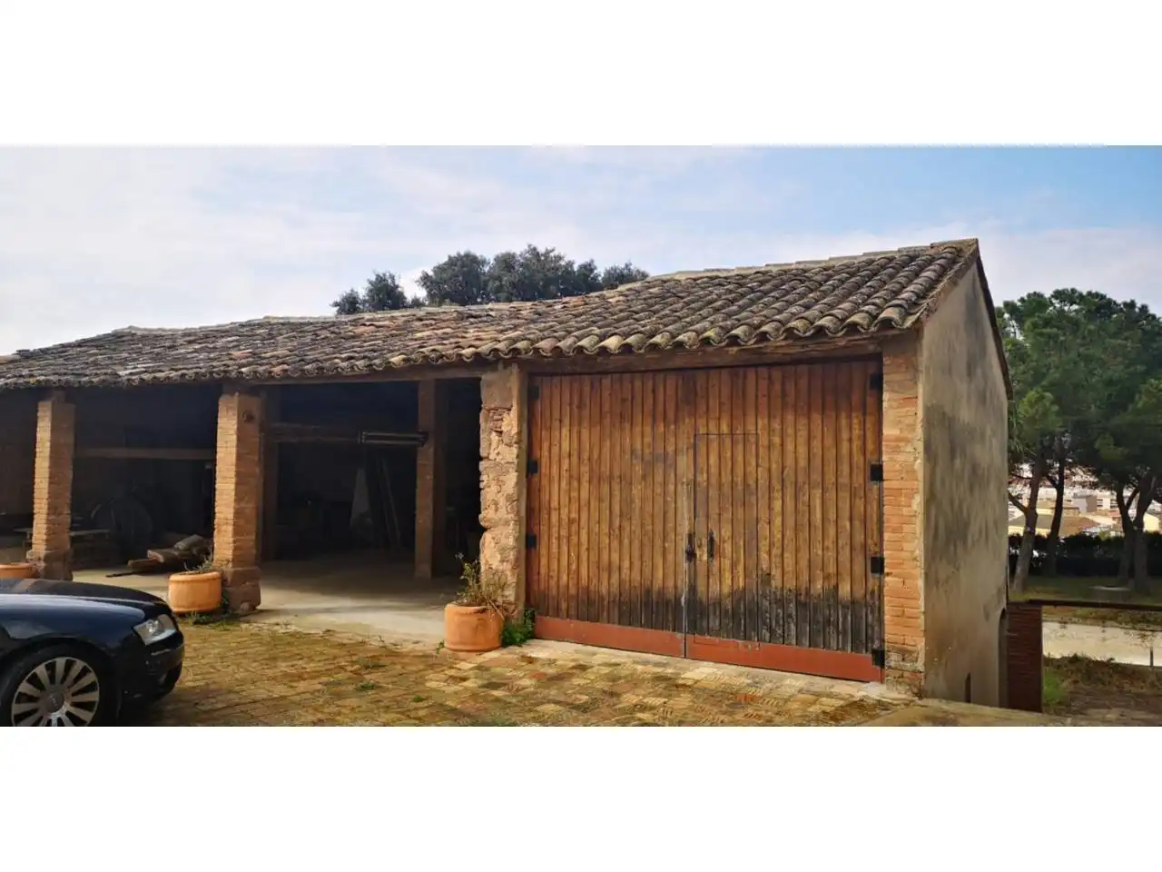 Exterior view of Houses for sale in Manresa  with Private garden and Swimming Pool