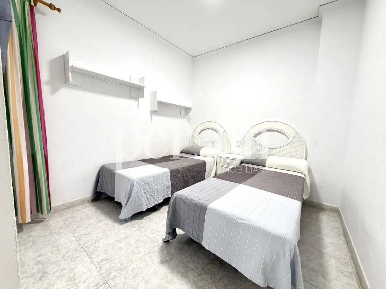 Bedroom of Flat for rent in Playa de Gandia