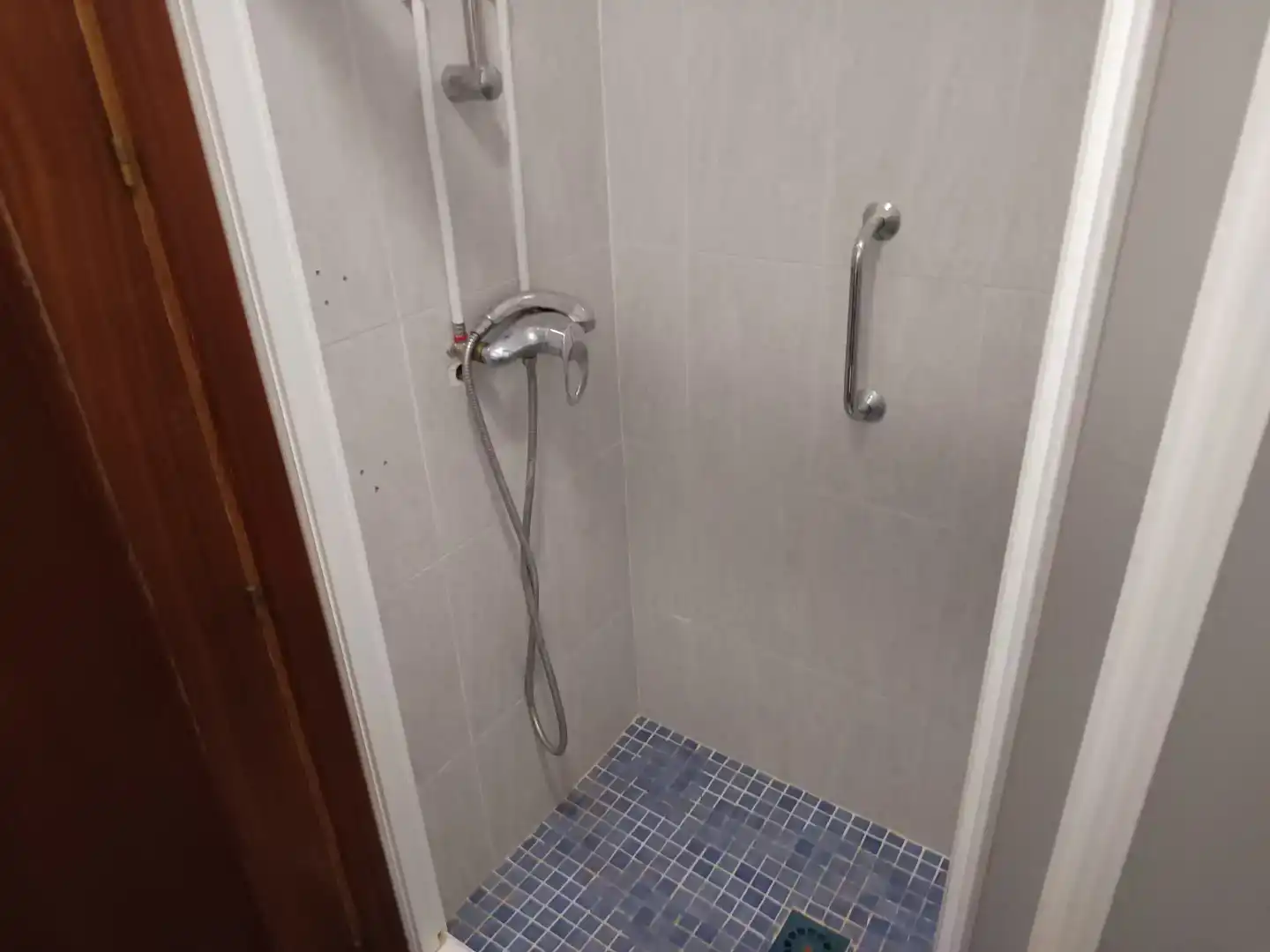 Baño de Piso en venta en Antequera con Balcón