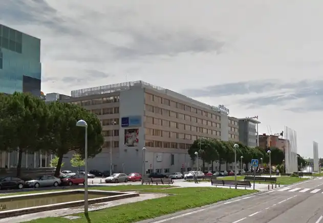 Vista exterior de Local de lloguer en Madrid