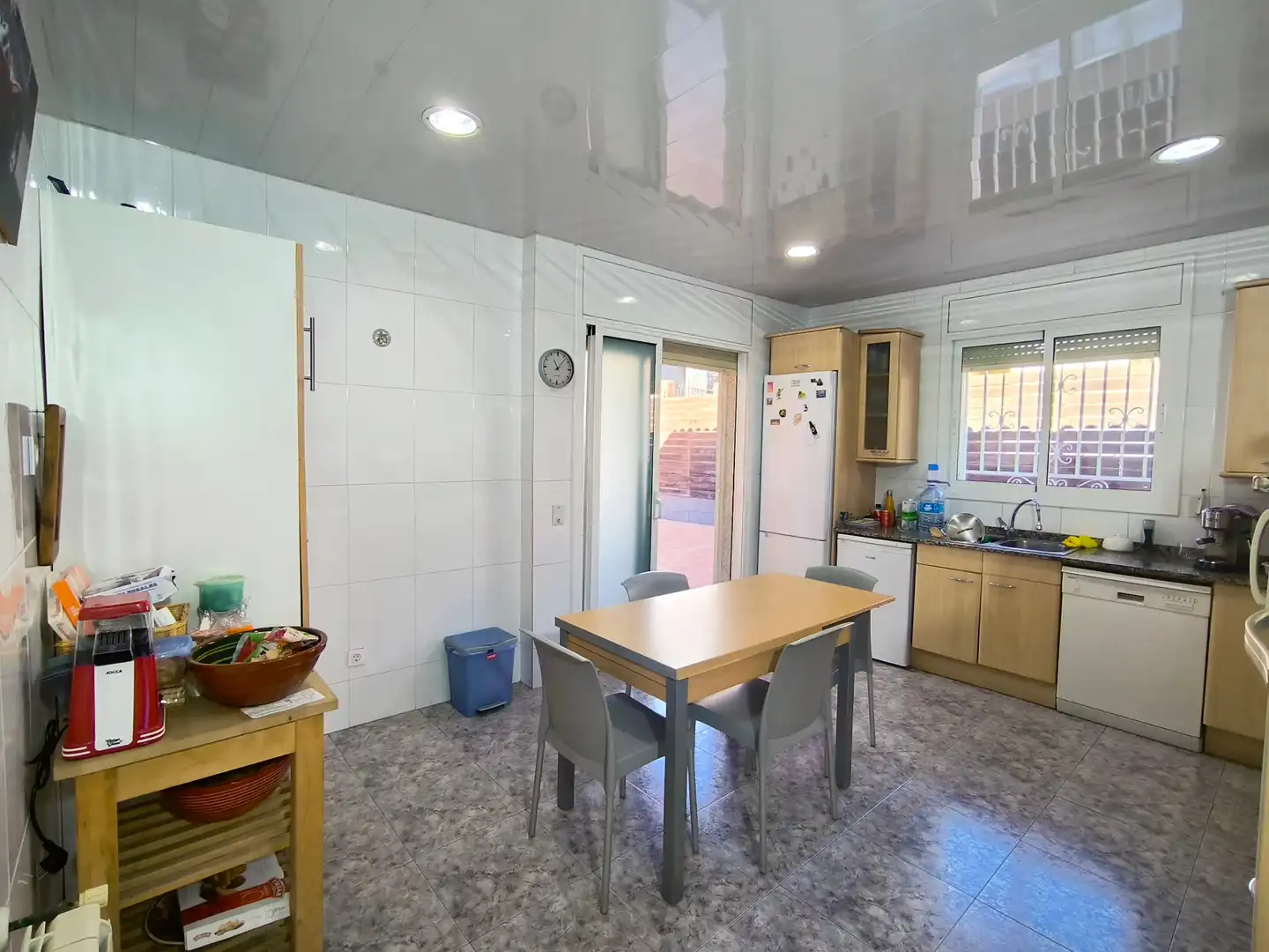 Cocina de Casa o chalet en venta en Lliçà d'Amunt con Aire acondicionado, Calefacción y Jardín privado