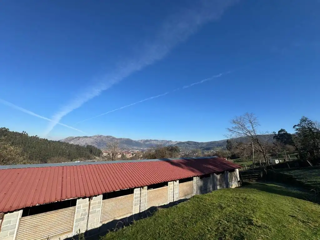 Außenansicht von Residential zum Verkauf in Los Corrales de Buelna 