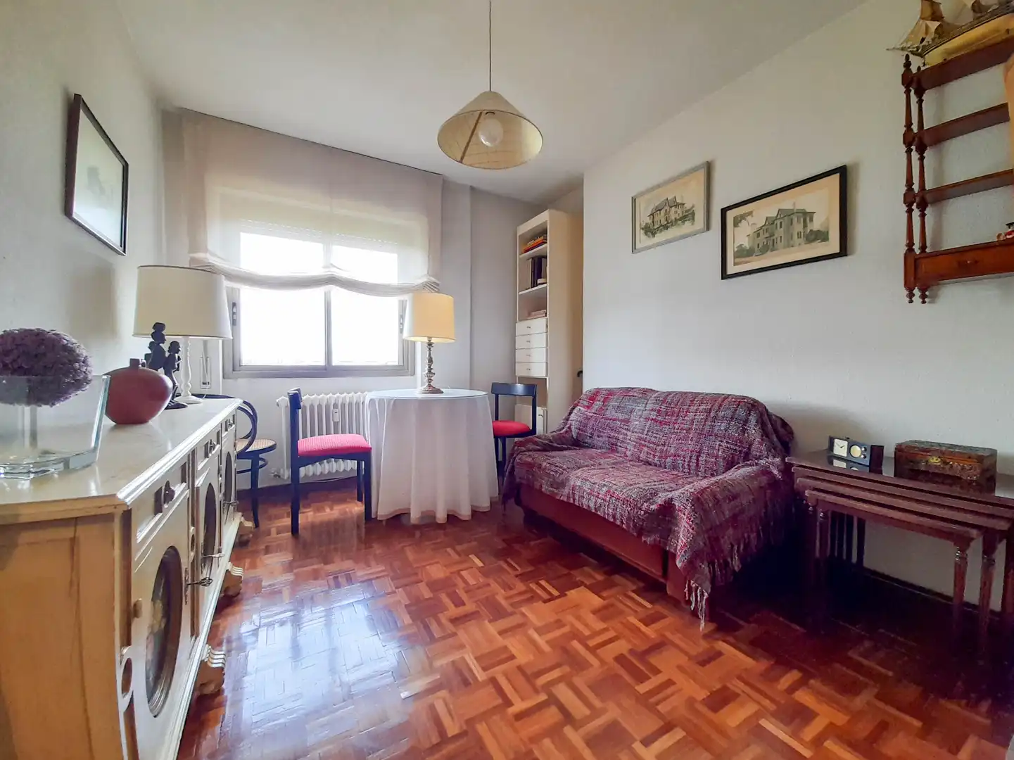 Bedroom of Flat for rent in Madrid  with Heating, Parquet flooring and Terrace