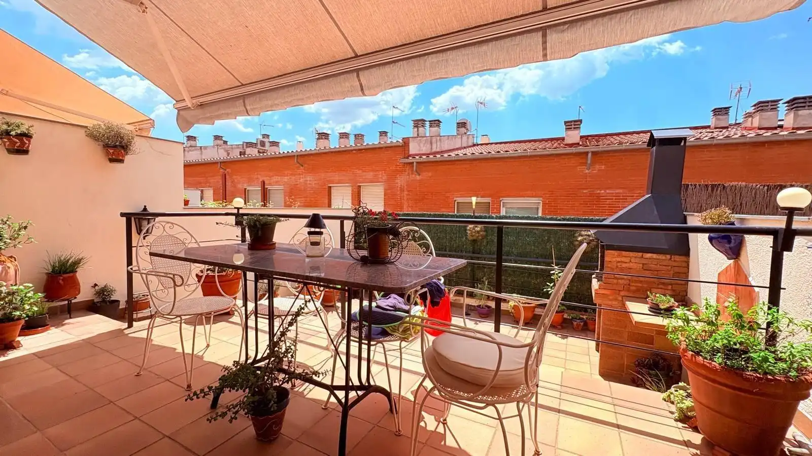 Terrassa de Casa o xalet en venda en Castellar del Vallès amb Calefacció i Terrassa