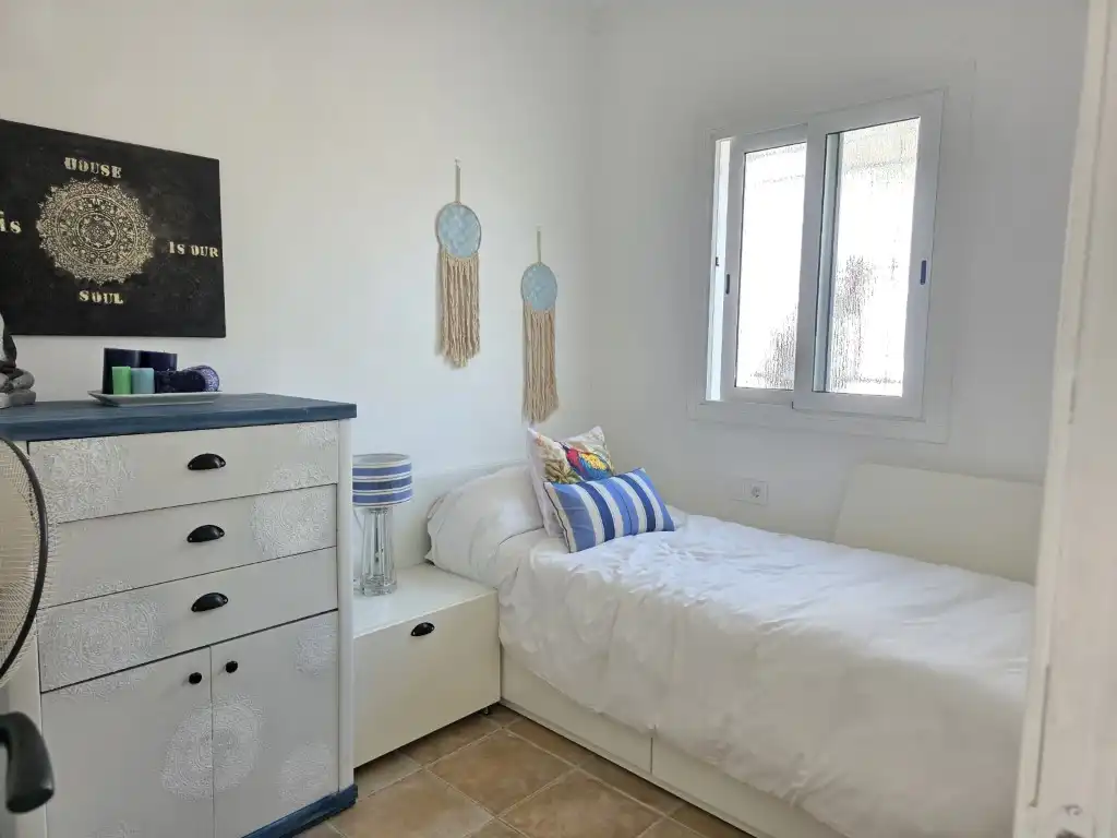 Bedroom of Houses for sale in Santa Coloma de Gramenet