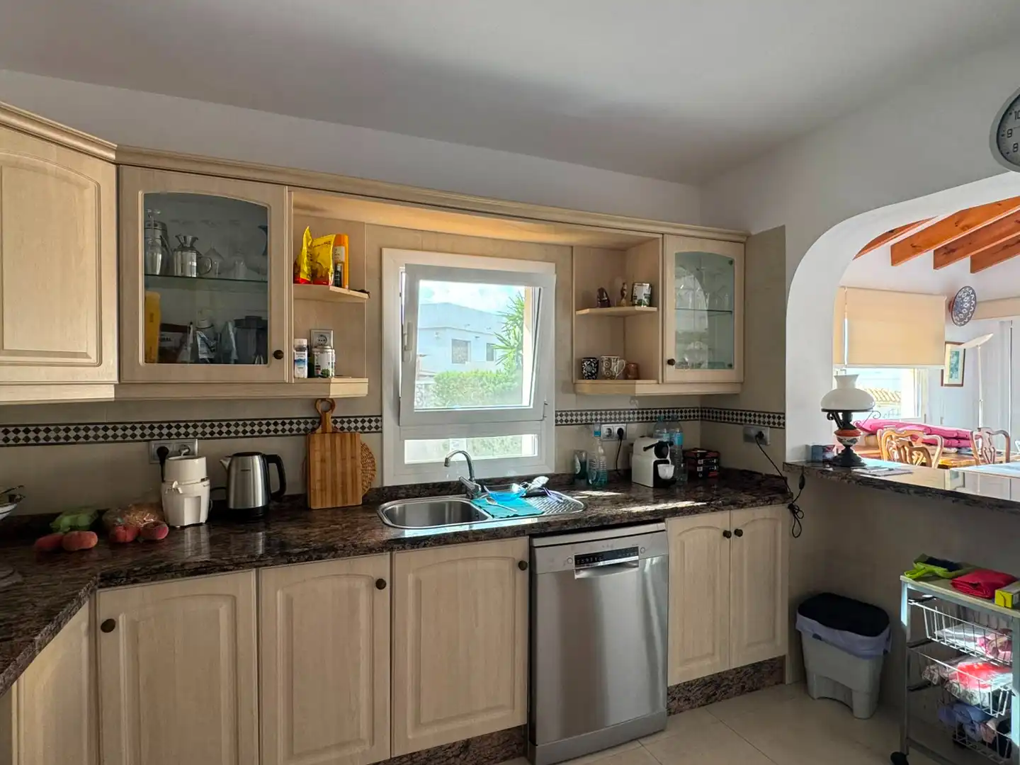 Cocina de Casa o chalet en venta en El Campello con Aire acondicionado, Calefacción y Jardín privado