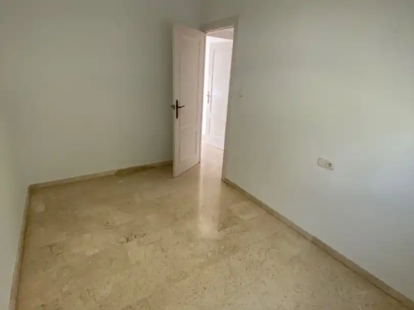 Maisonette zur Miete in  Granada Capital mit Klimaanlage, Terrasse und Balkon