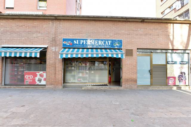 Local comercial en Venta en de la Verneda en La Verneda i la Pau