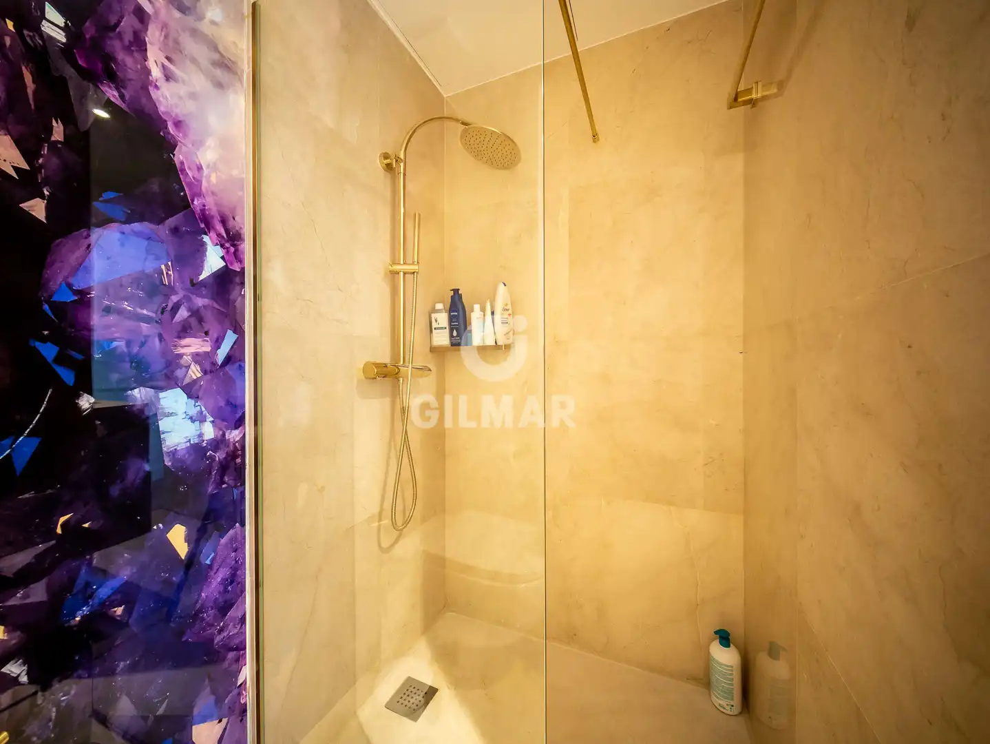 Badezimmer von Dachboden zum Verkauf in Madrid mit Heizung, Abstellraum und Balkon