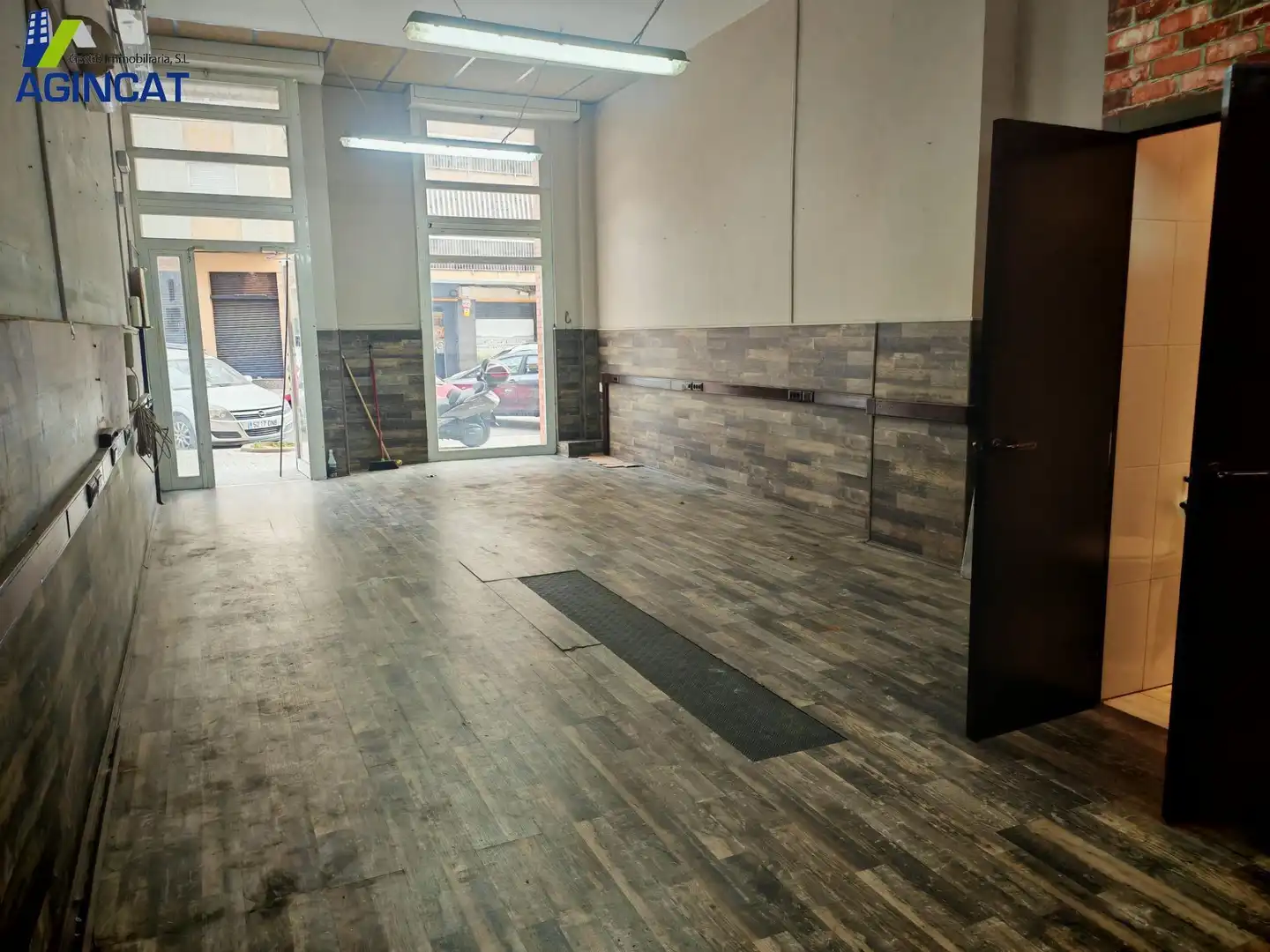 Commercial properties for sale in Carrer de la Palma, Els Merinals