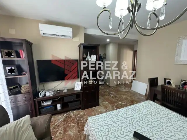 Sala d'estar de Casa adosada en venda en Palma del Río amb Terrassa i Balcó