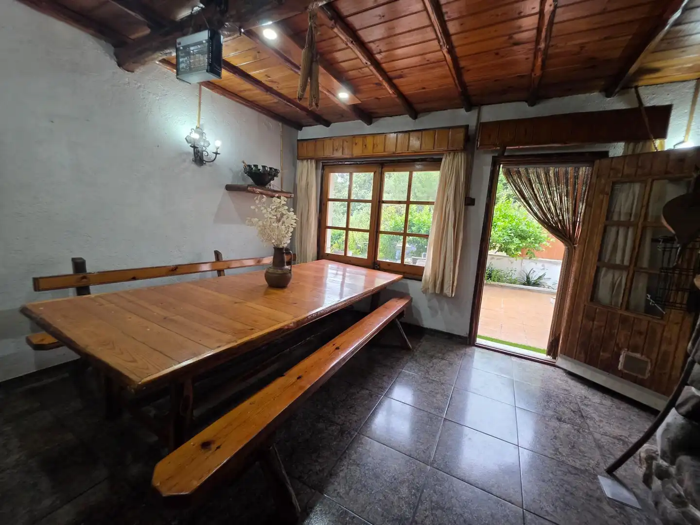 Comedor de Casa o chalet en venta en Castellar del Vallès con Calefacción, Terraza y Piscina