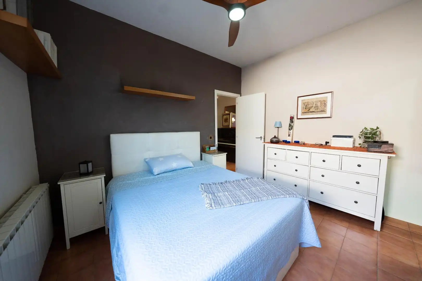 Schlafzimmer von Haus oder Chalet zum Verkauf in Madrid mit Klimaanlage, Heizung und Privatgarten