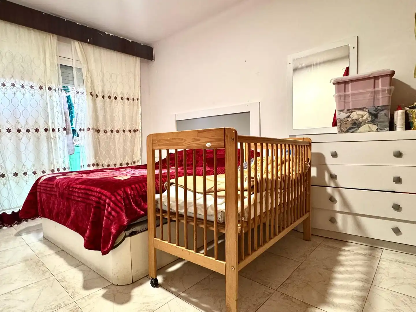 Habitación de Piso en venta en Salt con Aire acondicionado, Calefacción y Amueblado