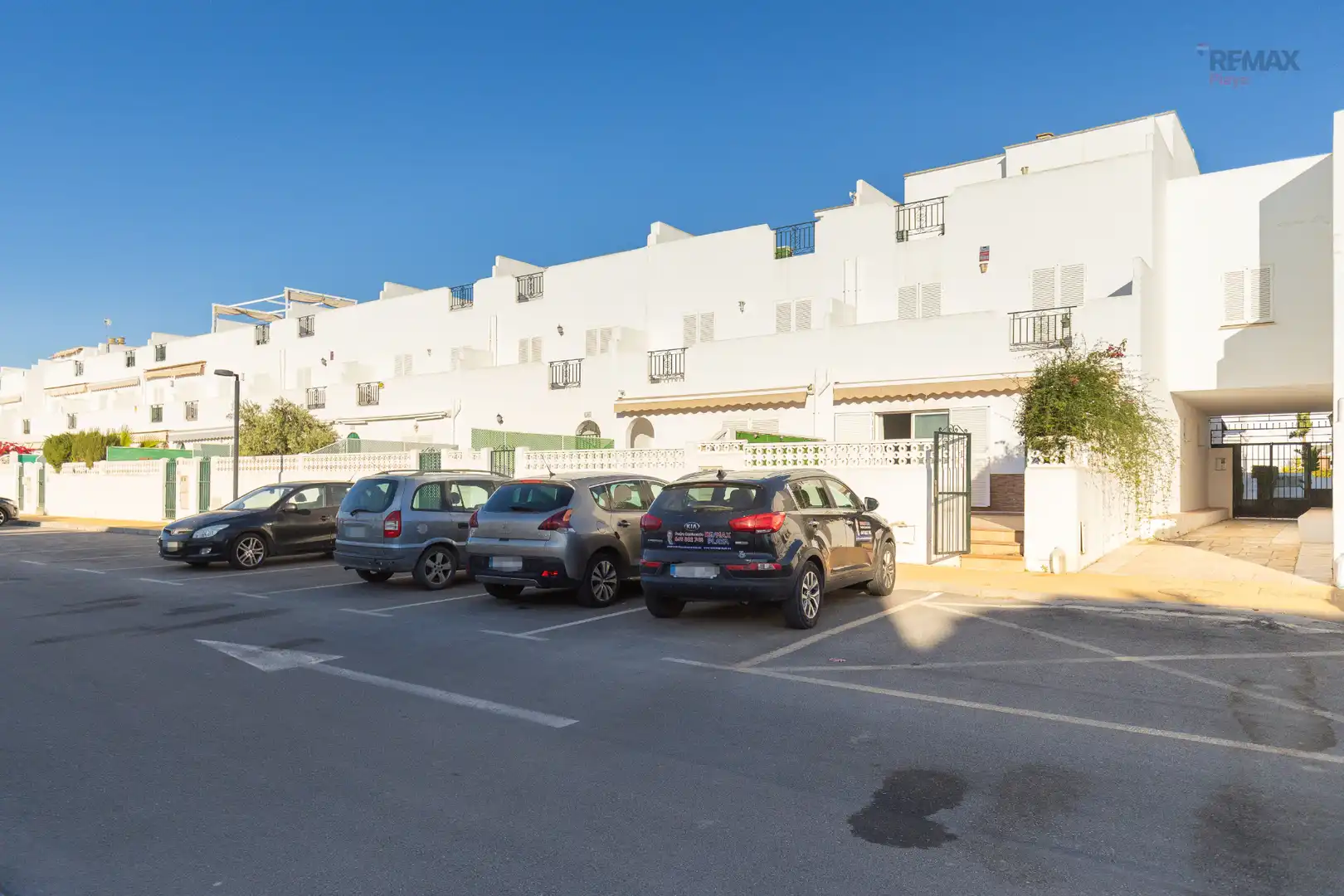 Terraced house with pool for sale in Calle Magallanes 142, imagen 41