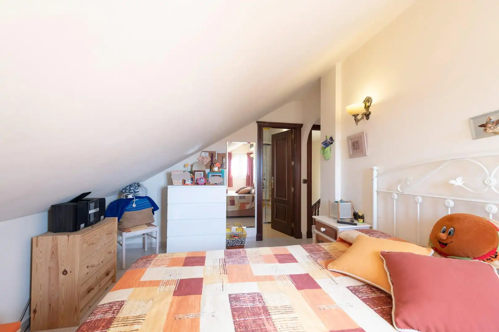 Dormitori de Casa o xalet en venda en Rincón de la Victoria amb Aire condicionat, Jardí privat i Terrassa