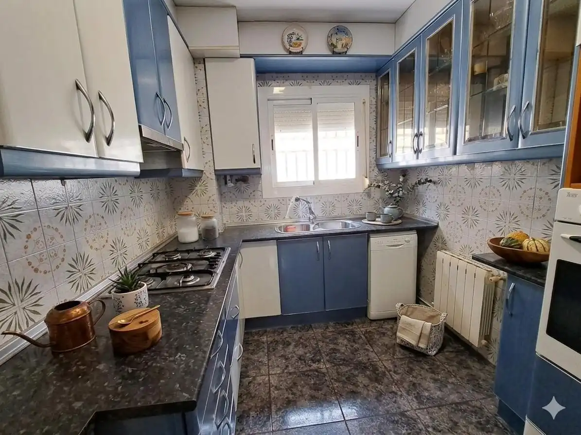 Cocina de Casa o chalet en venta en Rubí con Calefacción, Terraza y Trastero