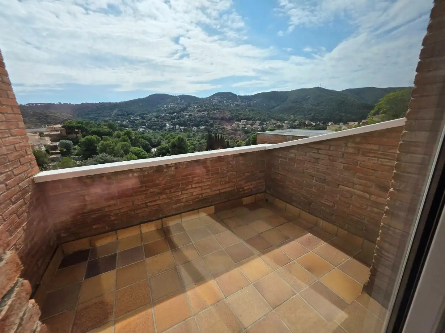 Terrassa de Casa o xalet de lloguer en Sant Fost de Campsentelles amb Terrassa, Piscina i Balcó