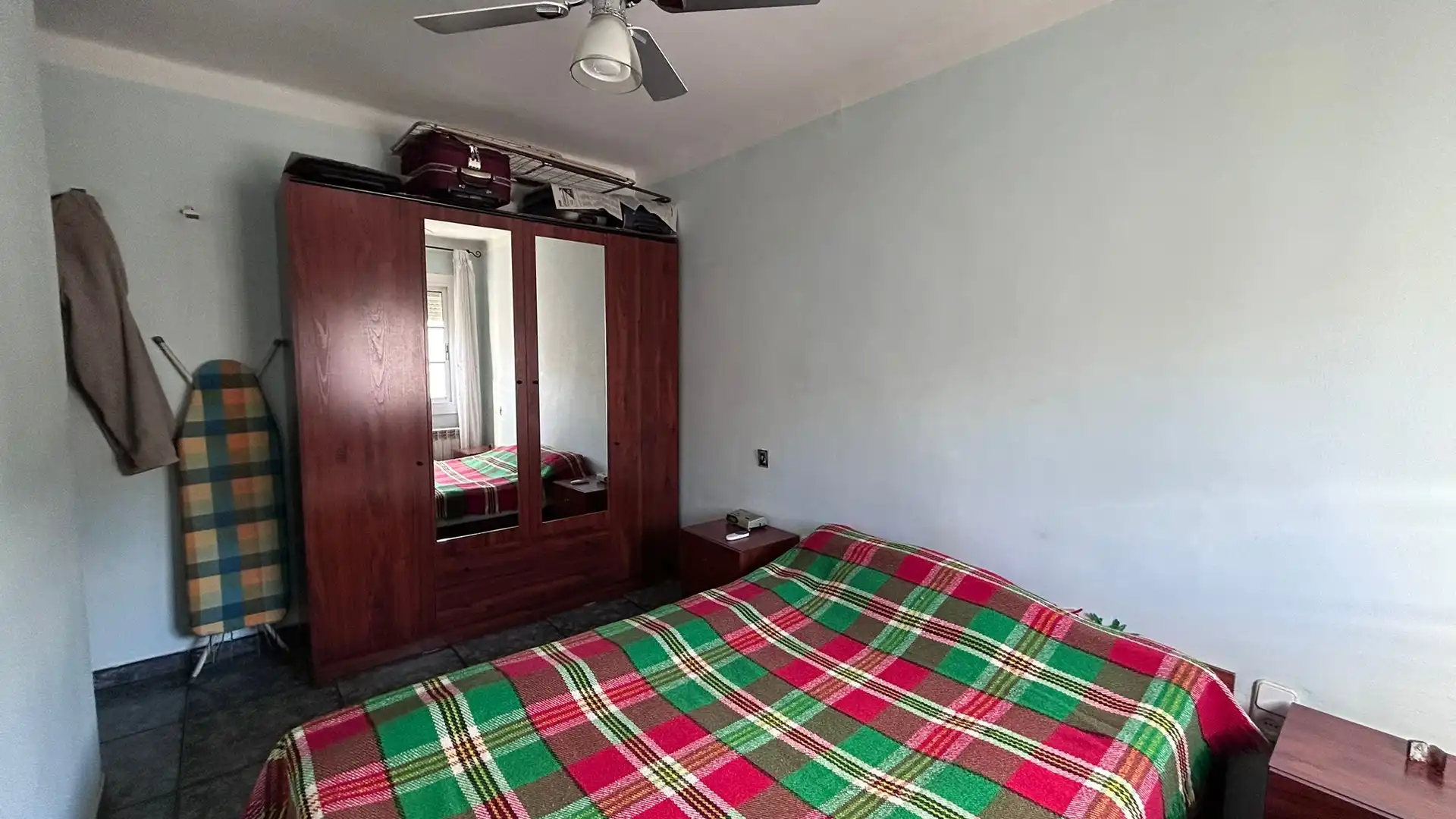 Habitación de Piso en venta en Cornellà de Llobregat