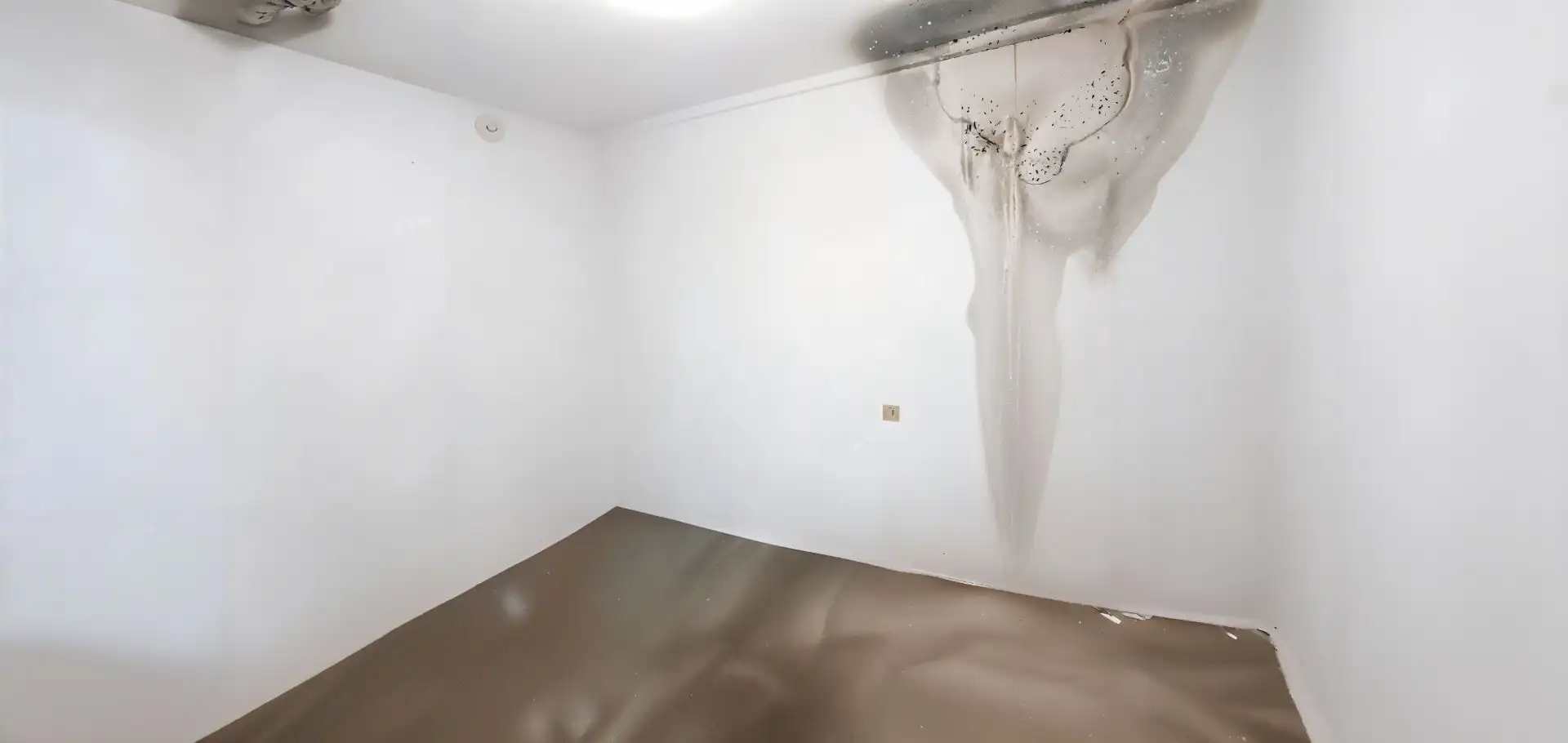 Dormitori de Casa o xalet en venda en Candeleda amb Aire condicionat i Jardí privat