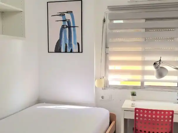 Bedroom of Flat for share in Macarena